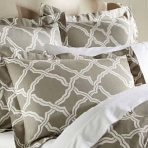 POTTERY BARN Pillow Sham KENDRA Trellis tan nwt